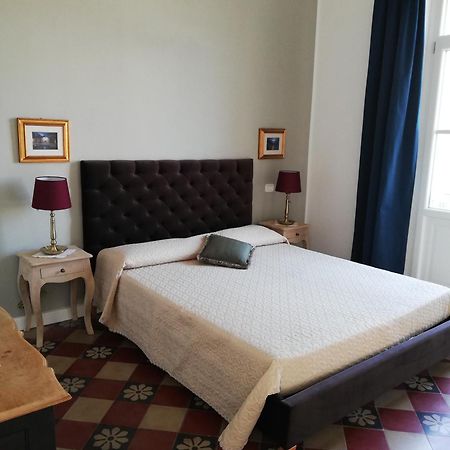 Residenza Ponente Bed and Breakfast Syracuse Buitenkant foto