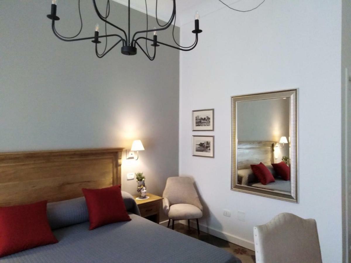 Residenza Ponente Bed and Breakfast Syracuse Buitenkant foto