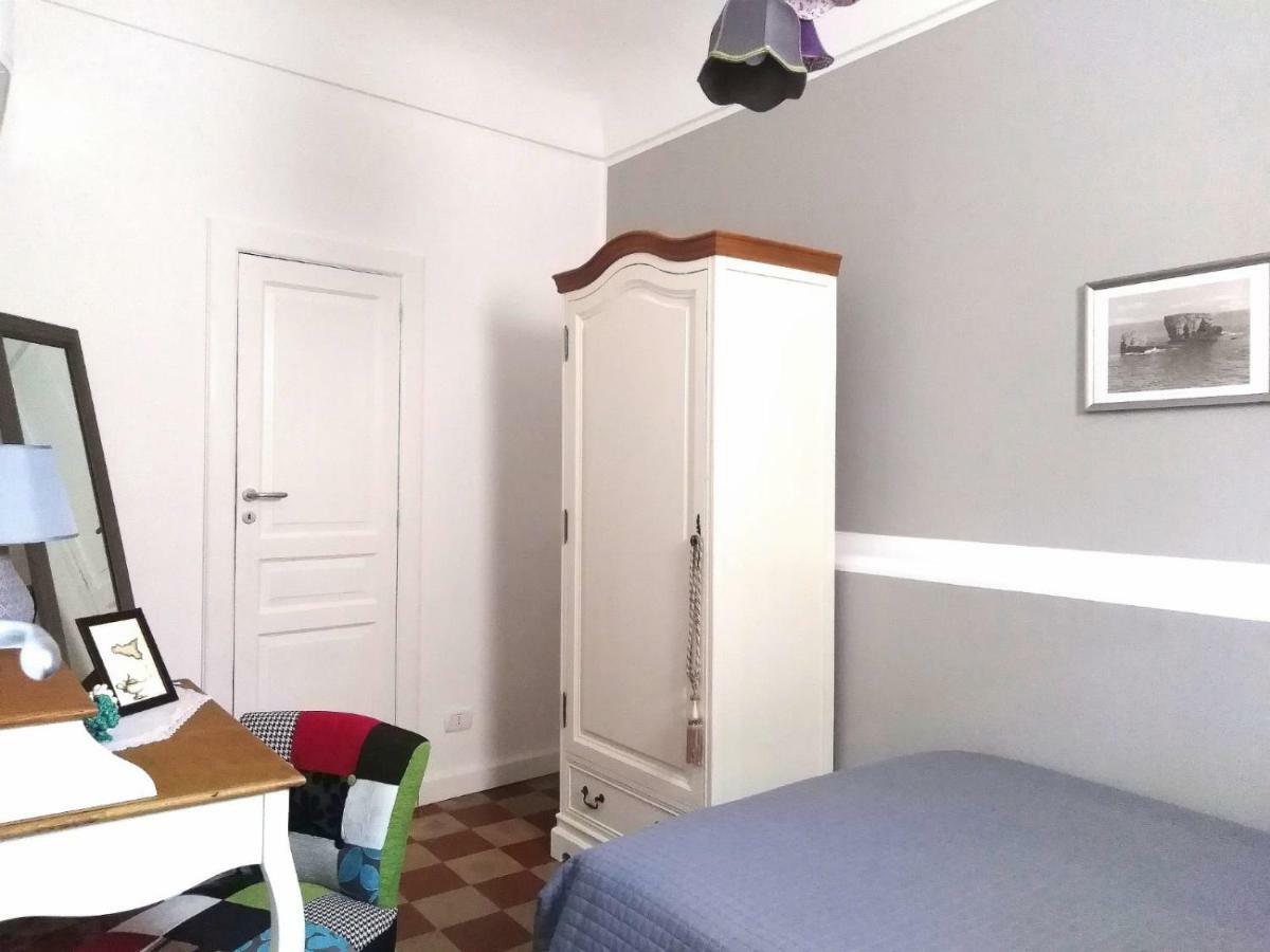 Residenza Ponente Bed and Breakfast Syracuse Buitenkant foto